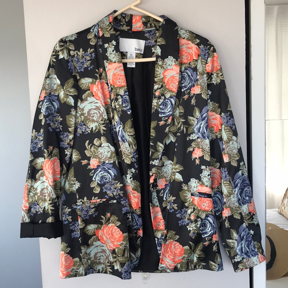 Size S Bar III Black Floral Blazer